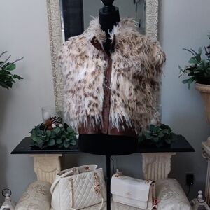 Stylish Faux Fur Crop Vest in Cream and Brown